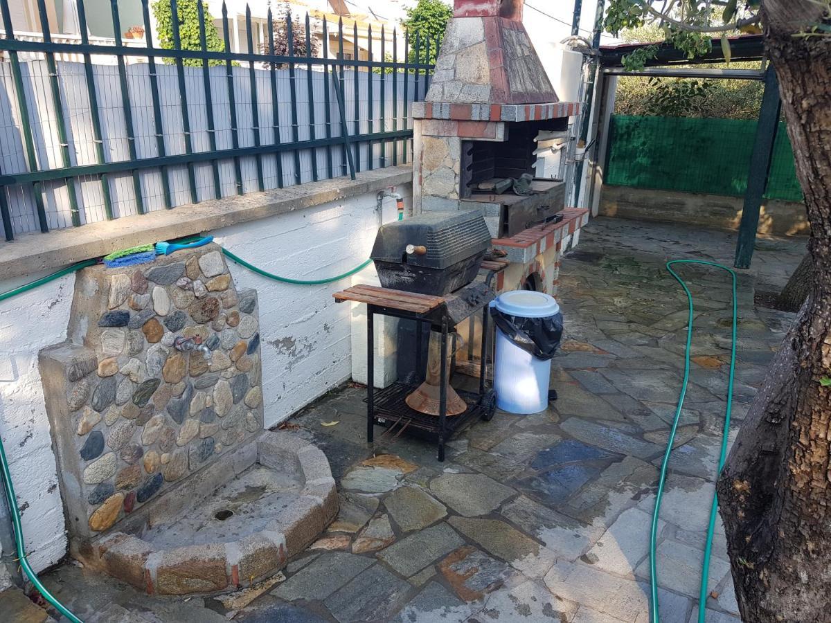 Nautilus Guest House Nea Iraklitsa Bagian luar foto