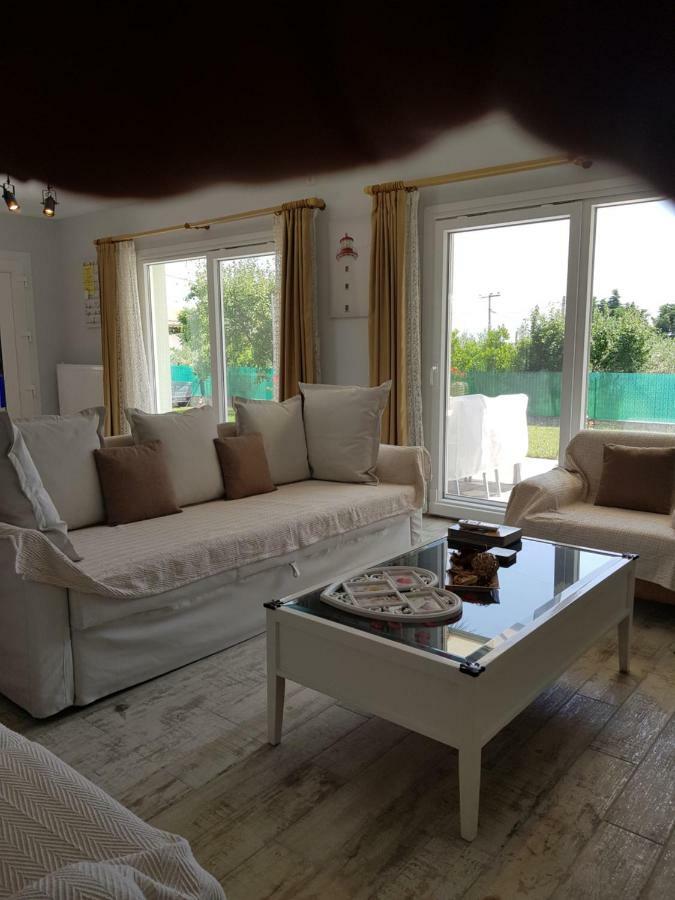 Nautilus Guest House Nea Iraklitsa Bagian luar foto