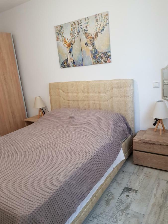 Nautilus Guest House Nea Iraklitsa Bagian luar foto
