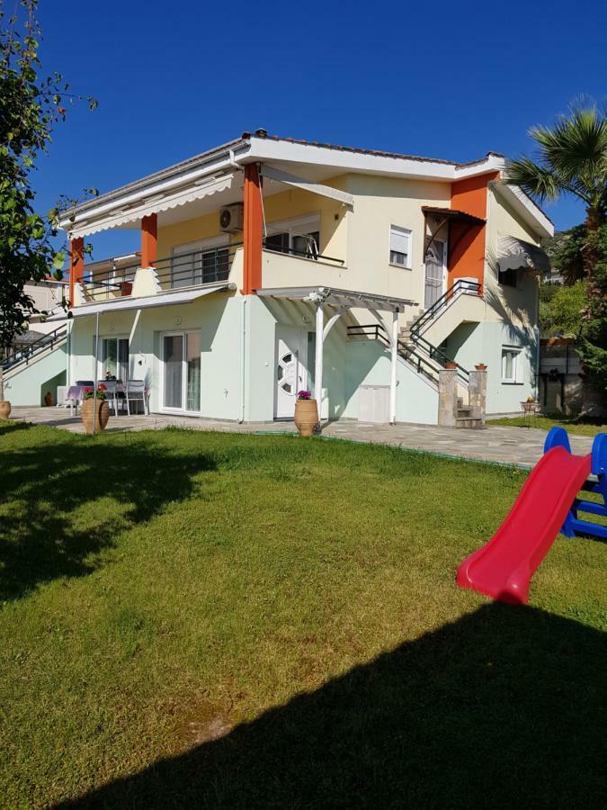 Nautilus Guest House Nea Iraklitsa Bagian luar foto