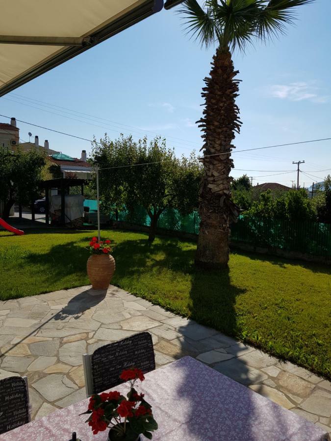 Nautilus Guest House Nea Iraklitsa Bagian luar foto