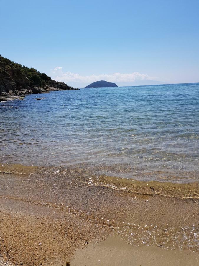 Nautilus Guest House Nea Iraklitsa Bagian luar foto